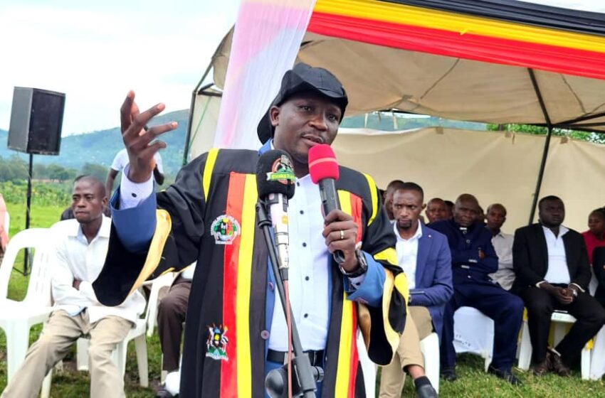  Kitagwenda district lower local councils sworn -in, leaders call for unity