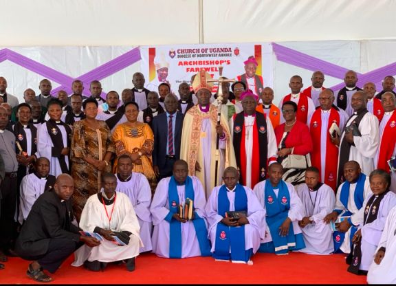  Northwest Ankole diocese bids farewell to Archbishop Kazimba
